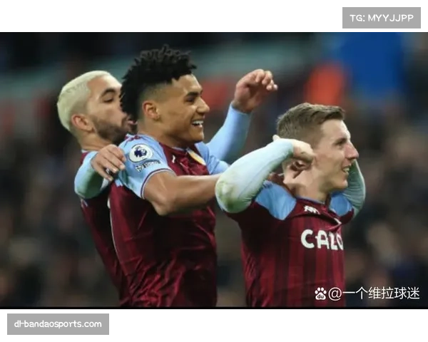 阿森纳旧将沃特金斯转会传闻 维拉坚持高额转会费