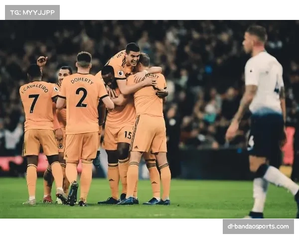 传统强队赛季表现波动 攻防结构调整成当务之急 传统强队赛季表现波动 攻防结构调整成当务之急