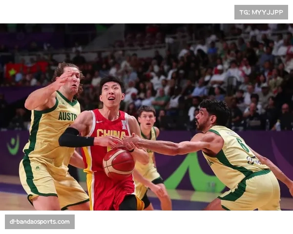 上海防守端下半场调整能力突出 约翰逊攻坚带动全队防守强度提升